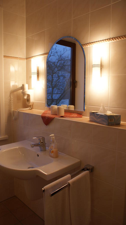 Landhotel Loenskrug Hellental Pokój zdjęcie