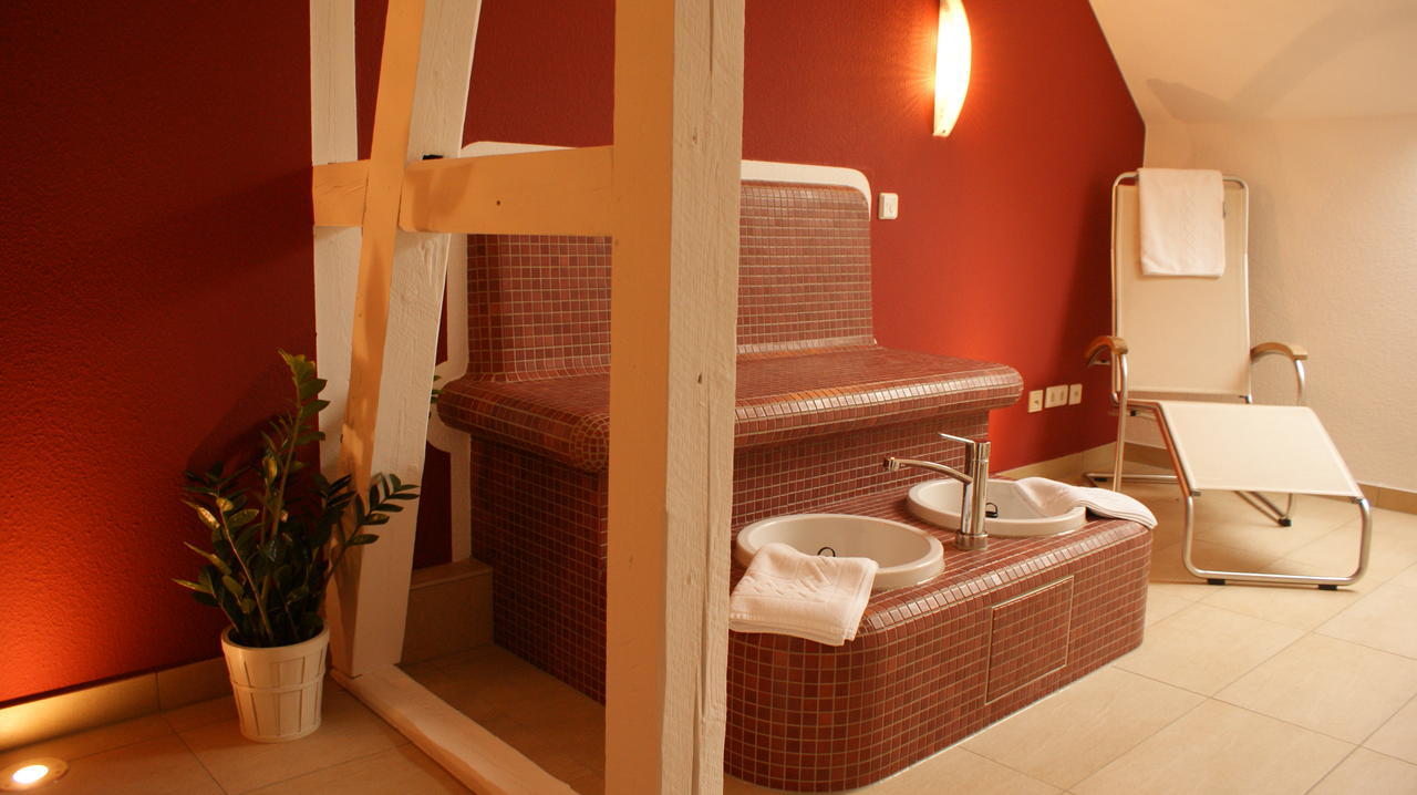 Landhotel Loenskrug Hellental Zewnętrze zdjęcie