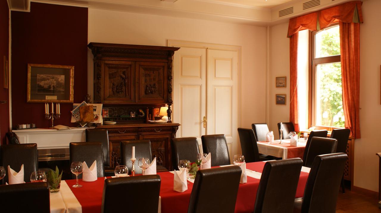 Landhotel Loenskrug Hellental Zewnętrze zdjęcie